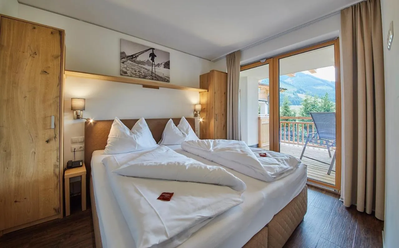 Alpenparks Hotel & Apartment Sonnleiten Saalbach-Hinterglemm Austria