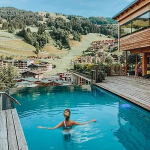 Alpin Juwel - Lifestyle Und Biohotel ** Saalbach-Hinterglemm